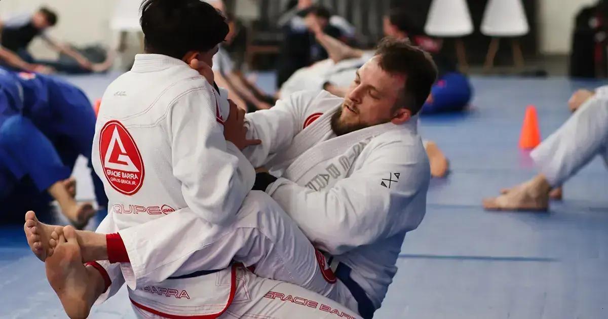 Brazilian Jiu-Jitsu vs Wrestling: Pros for Beginners