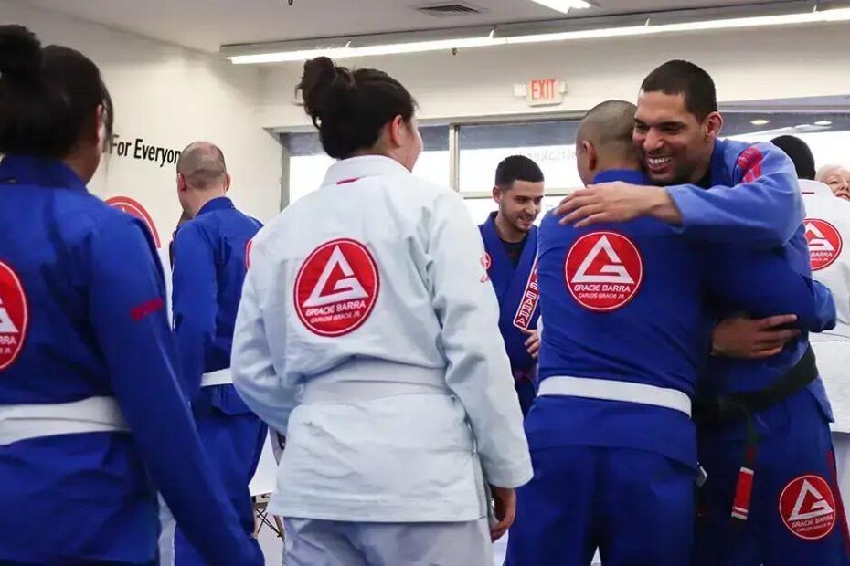 Safe Rolling Habits Every Jiu-Jitsu Beginner Should Know