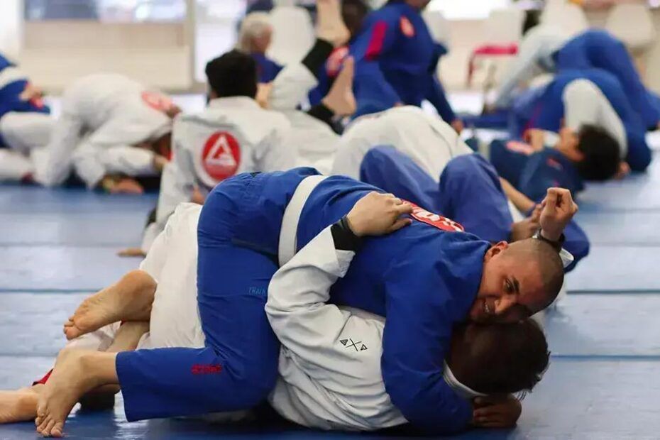 What to Wear to Jiu-Jitsu (Gi vs No-Gi)
